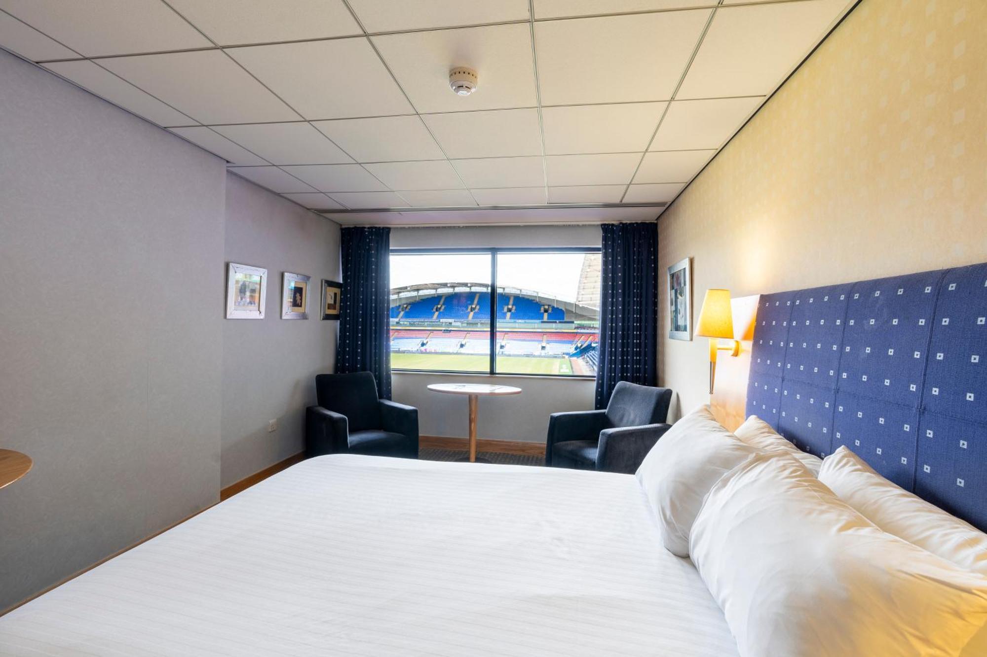 The Bolton Stadium Hotel, A Member Of Radisson Individuals المظهر الخارجي الصورة