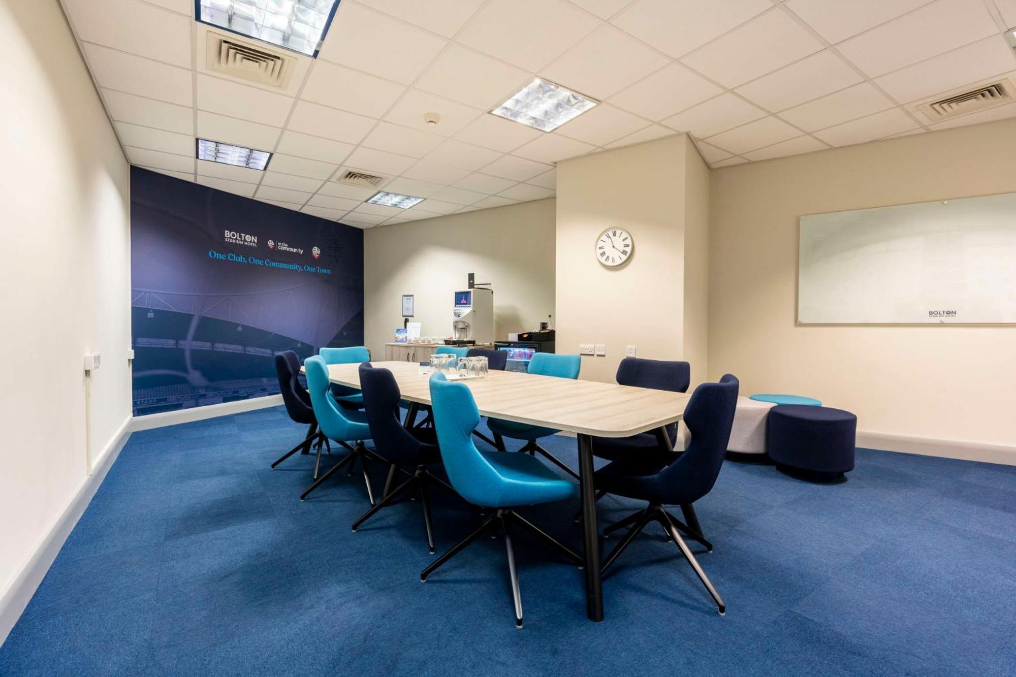 The Bolton Stadium Hotel, A Member Of Radisson Individuals المظهر الخارجي الصورة