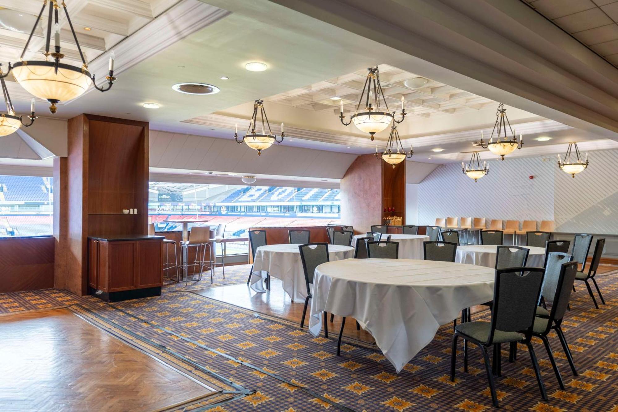 The Bolton Stadium Hotel, A Member Of Radisson Individuals المظهر الخارجي الصورة