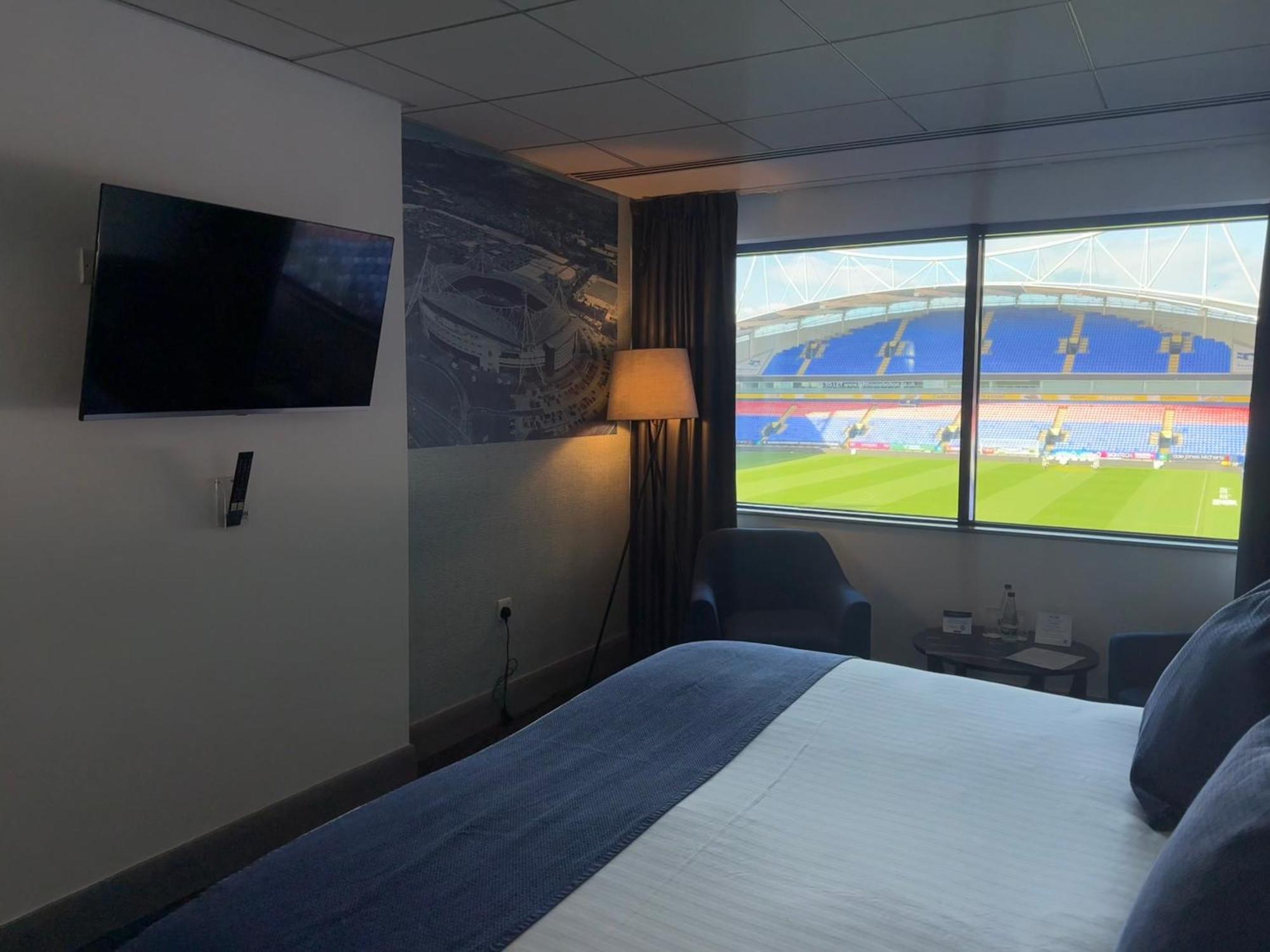 The Bolton Stadium Hotel, A Member Of Radisson Individuals المظهر الخارجي الصورة