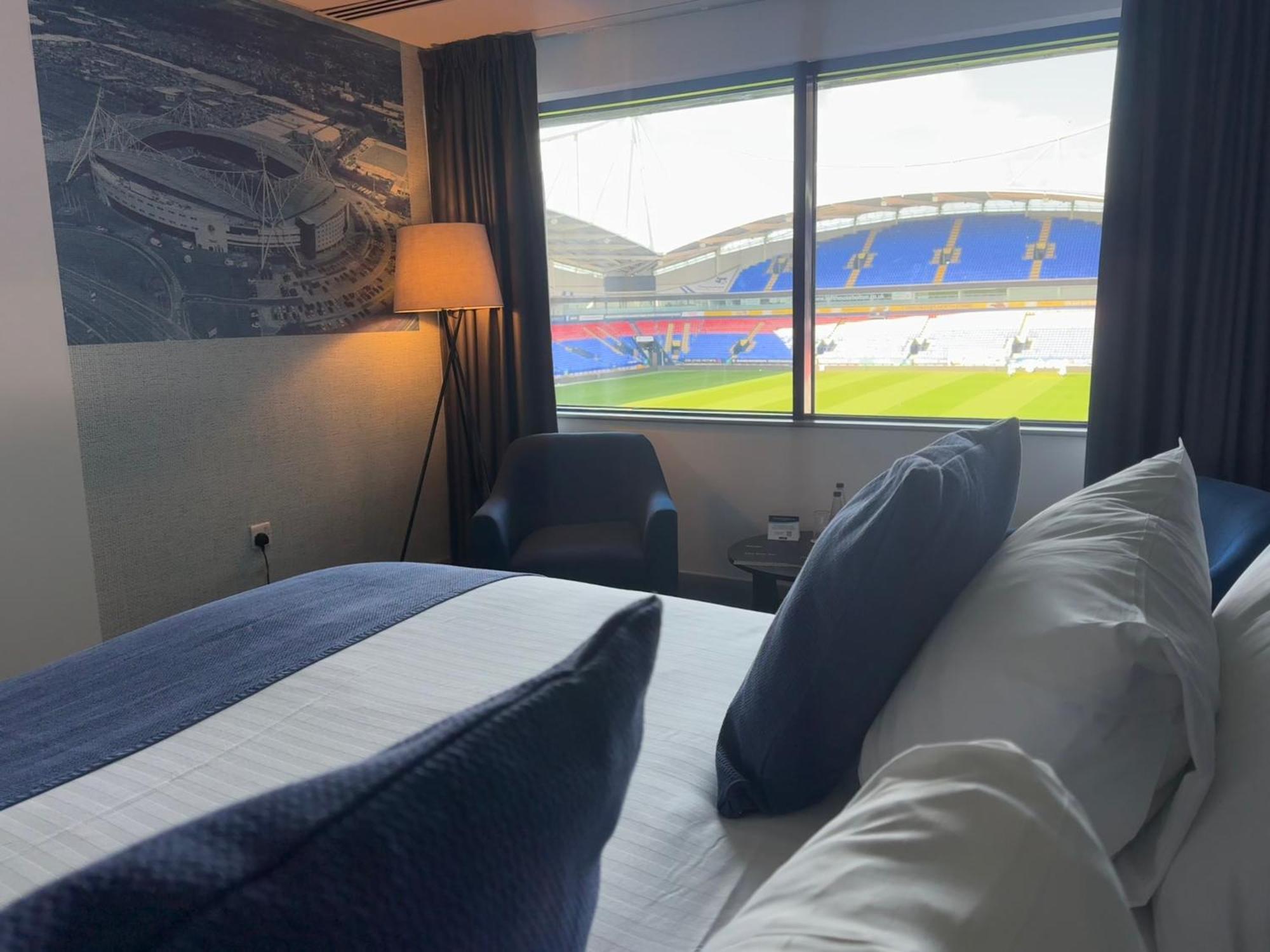 The Bolton Stadium Hotel, A Member Of Radisson Individuals المظهر الخارجي الصورة