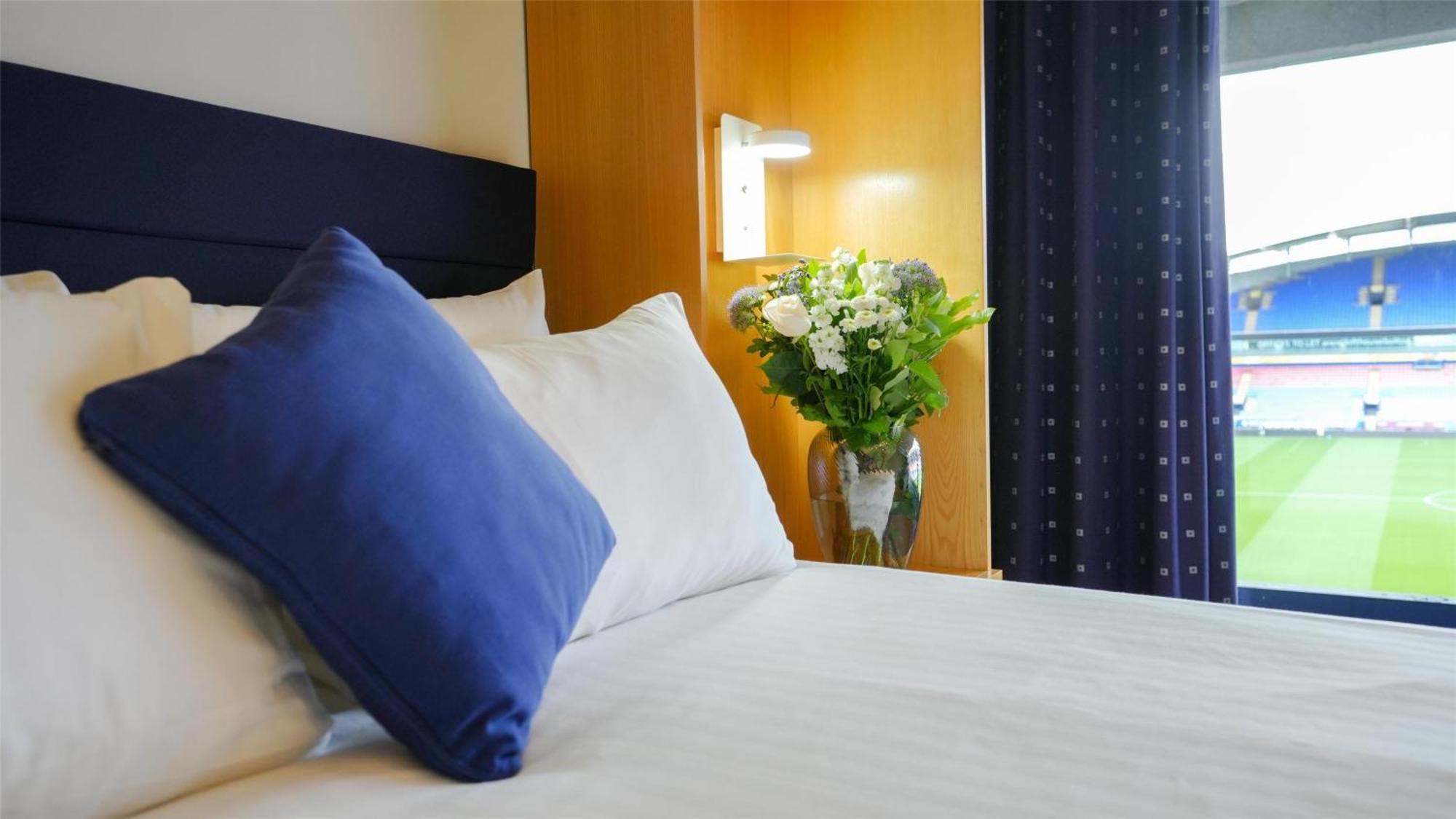 The Bolton Stadium Hotel, A Member Of Radisson Individuals المظهر الخارجي الصورة